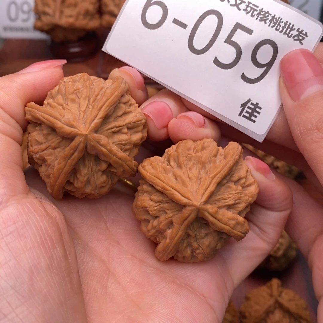 文玩核桃把件43玉玺四棱