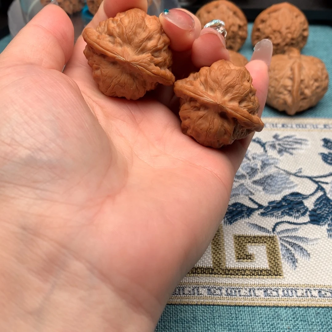 把件桃核凤凰山文玩手把件