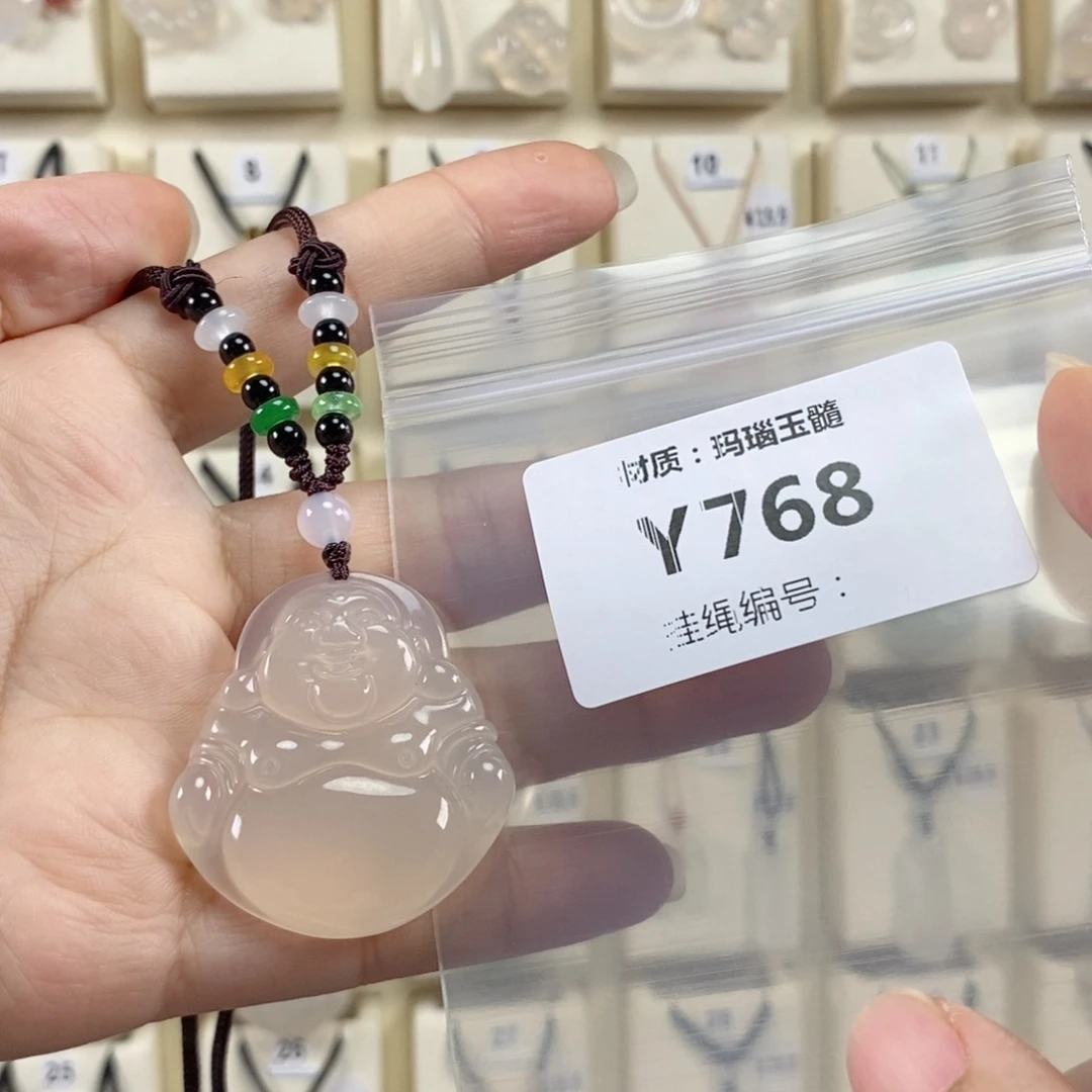 未镶嵌颈饰玛瑙/玉髓慧*