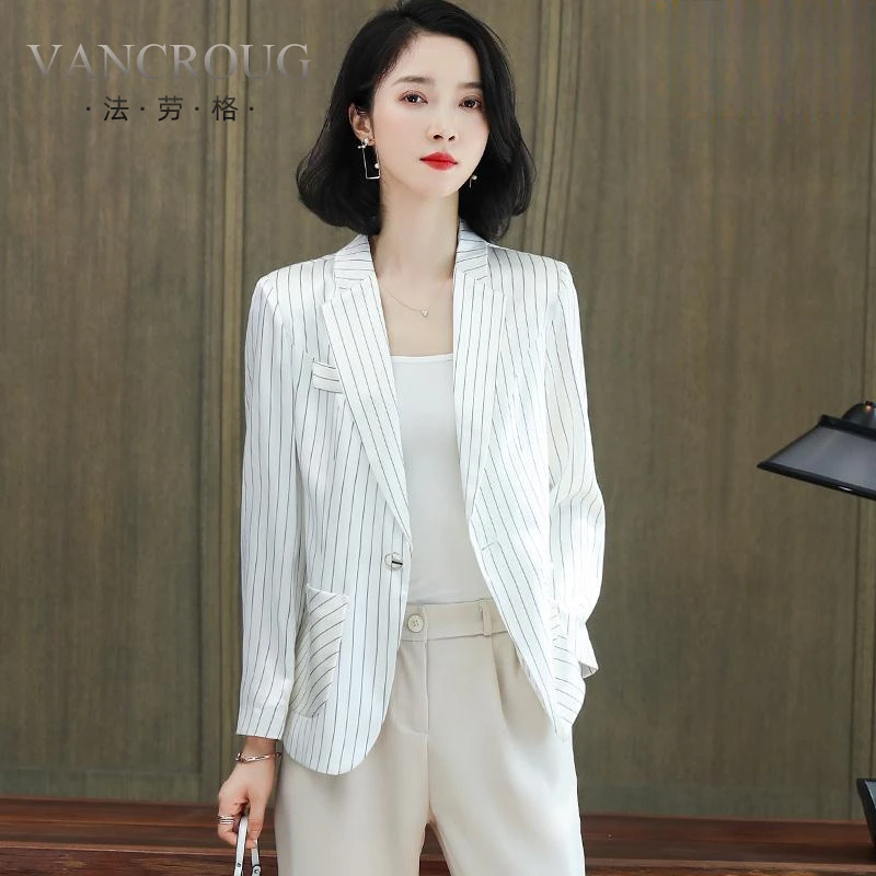 法劳格条纹小西装韩版短外套女2025春装新款休闲缎面长袖修身西服