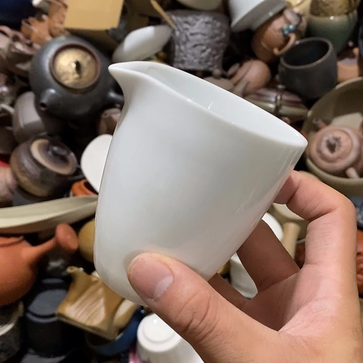 瓷片荷花的小尾巴就算完