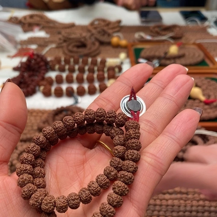 啜***甘吊坠金刚菩提定制平细手持卡8➕