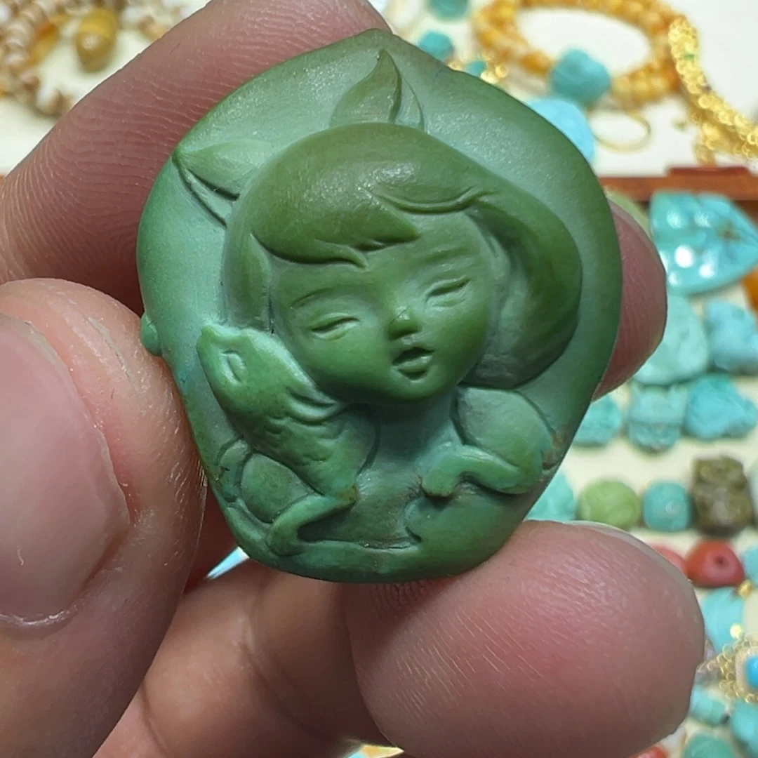 M***y绿松石未镶嵌颈饰