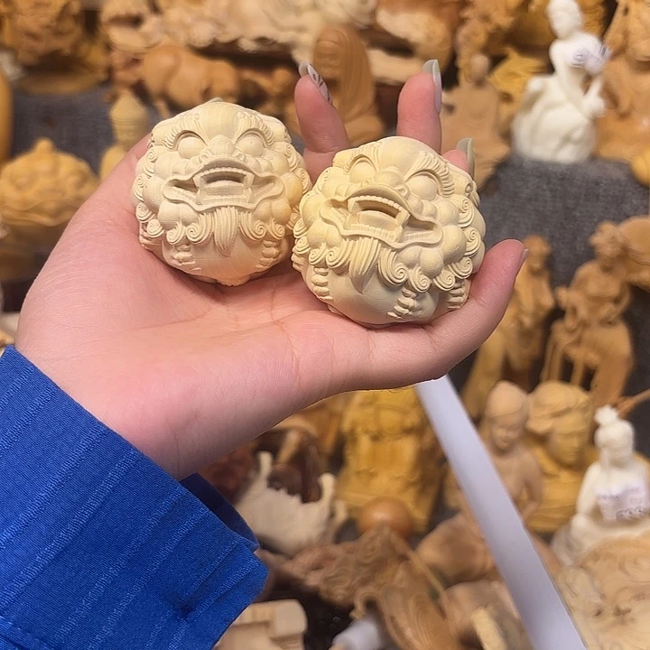 黄杨木黄杨木瑕疵貔貅