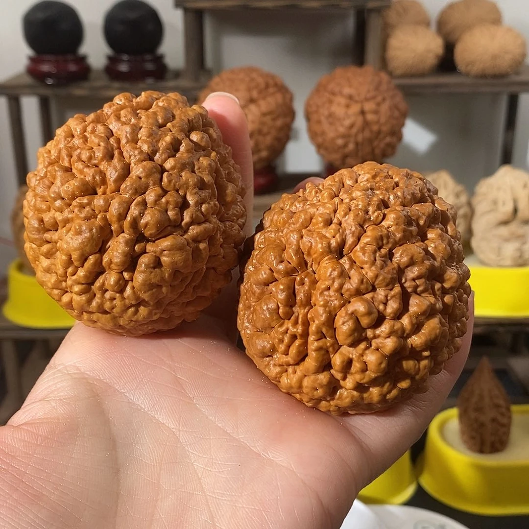 吊坠文玩核桃漂*三瓣脑纹金刚爆肉5662