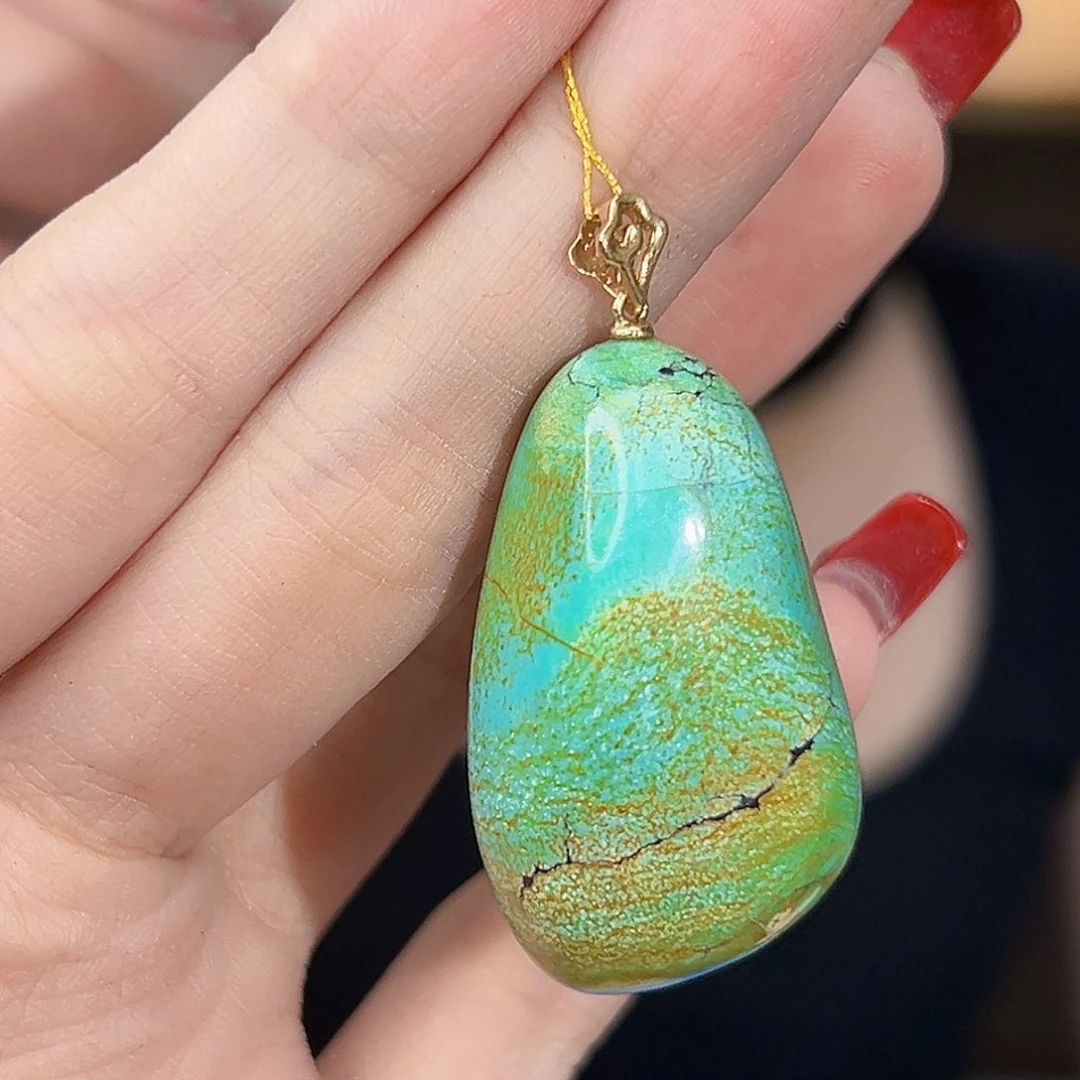 18K金镶嵌绿松石珠宝奇石