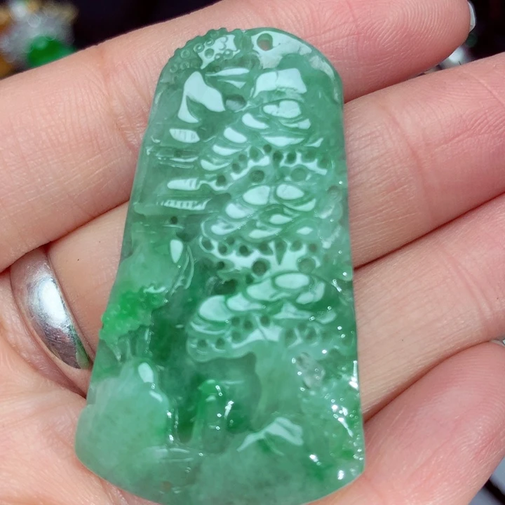 翡翠吊坠(不含链)未镶嵌