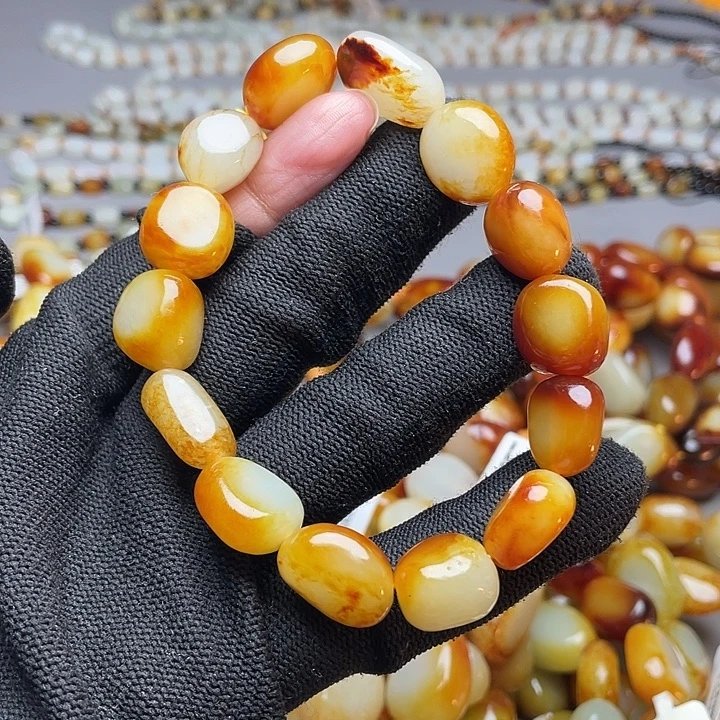 和田玉未镶嵌手链