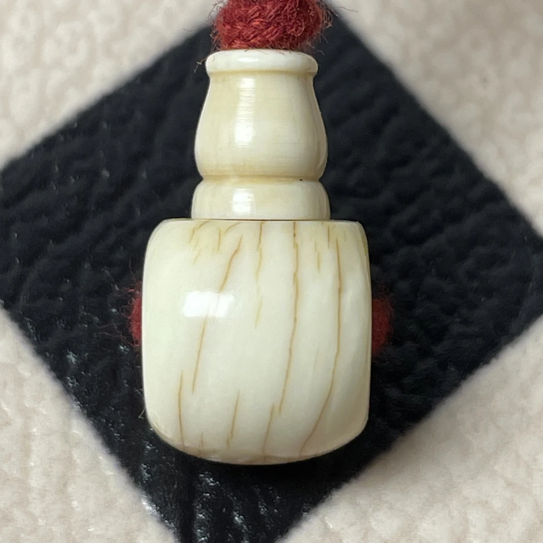 藏传特殊骨头三通尺寸如图