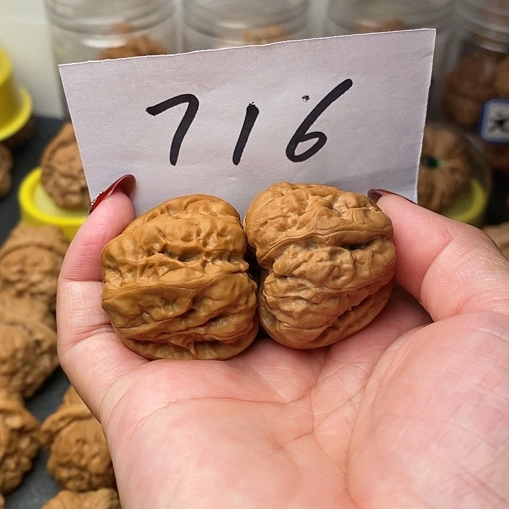 核桃蛤蟆37斤左右一个人