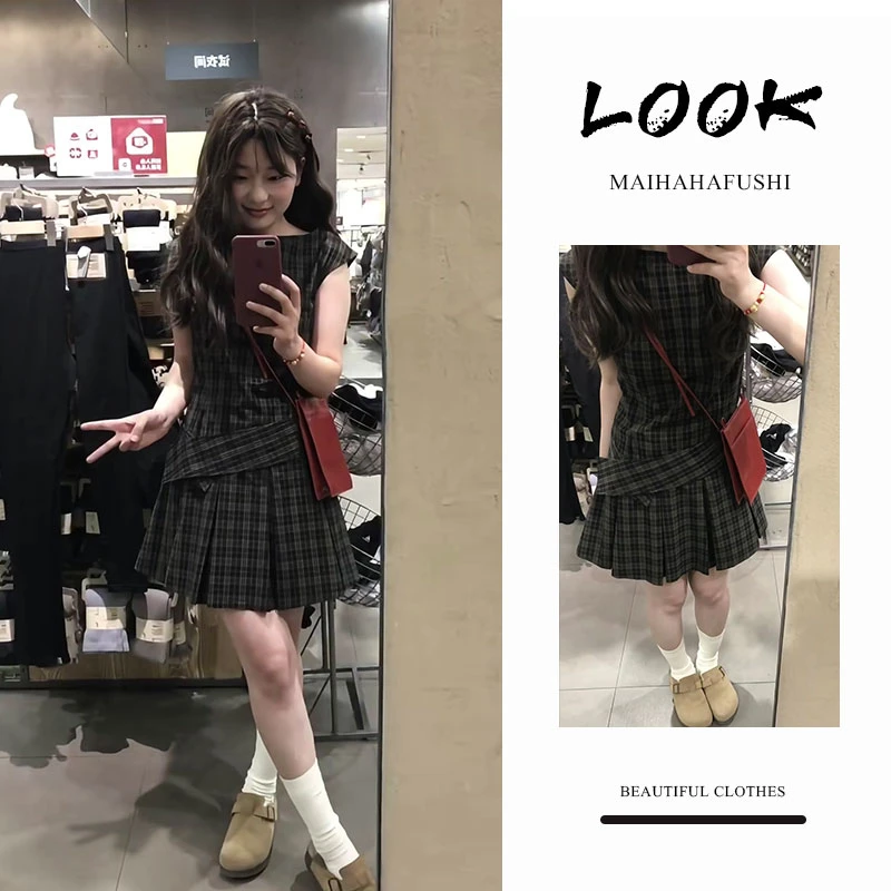 复古格纹洋气背心连衣裙2025夏季设计感收腰显瘦百褶裙学院风短裙