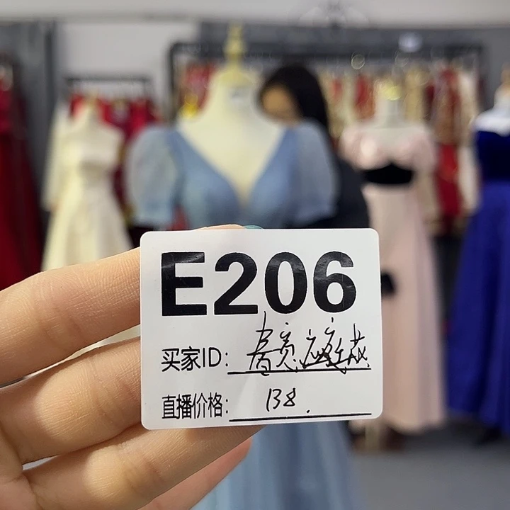 欣囍二手婚纱礼服no退换