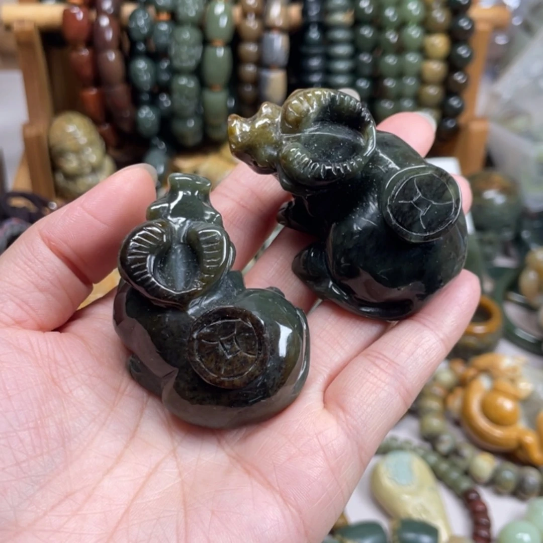 【闪购商品】岫岩河磨玉（透闪石质玉）手把件未镶嵌