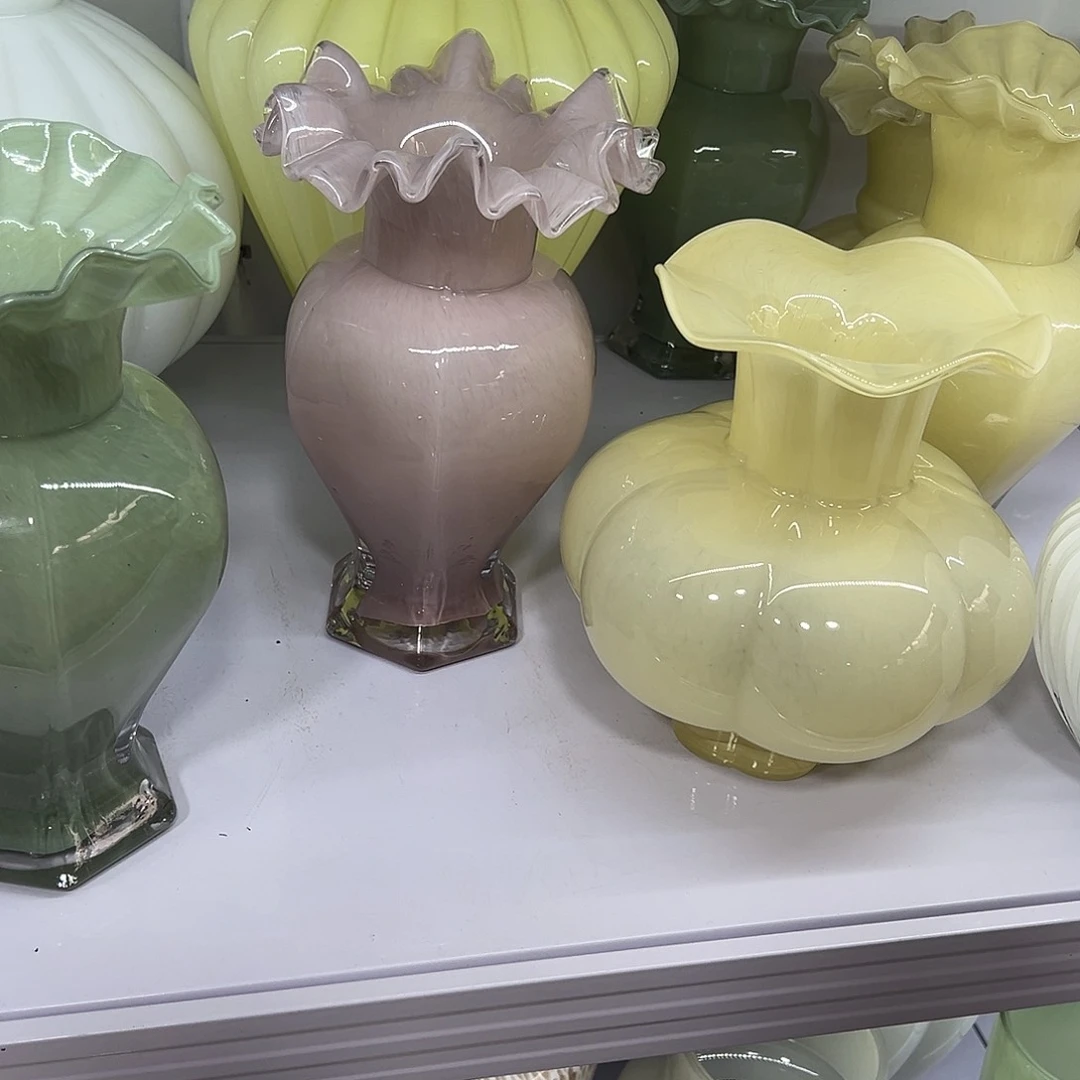 粉色微瑕花瓶0689990