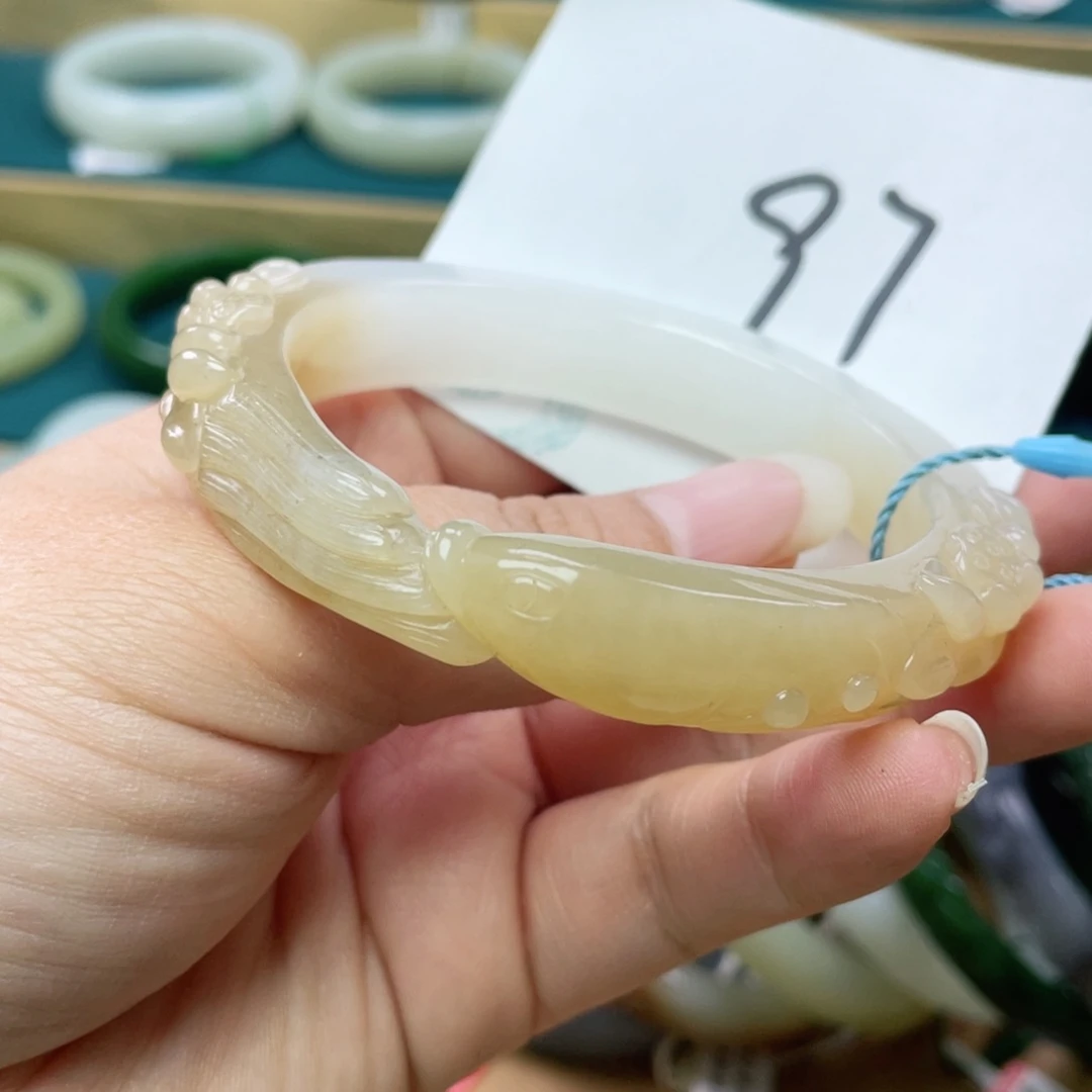 未镶嵌手镯和田玉圈口57