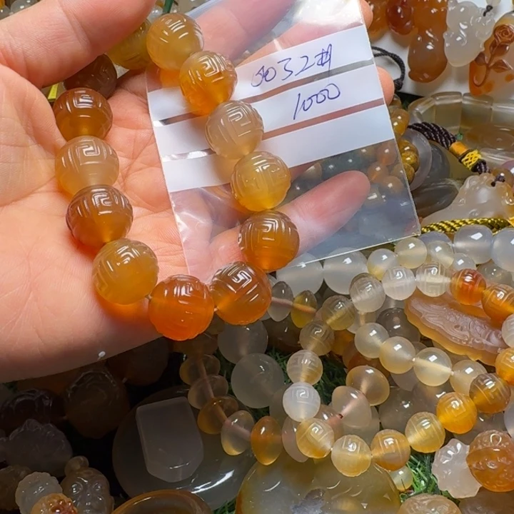 安***、玛瑙/玉髓未镶嵌颈饰 0032