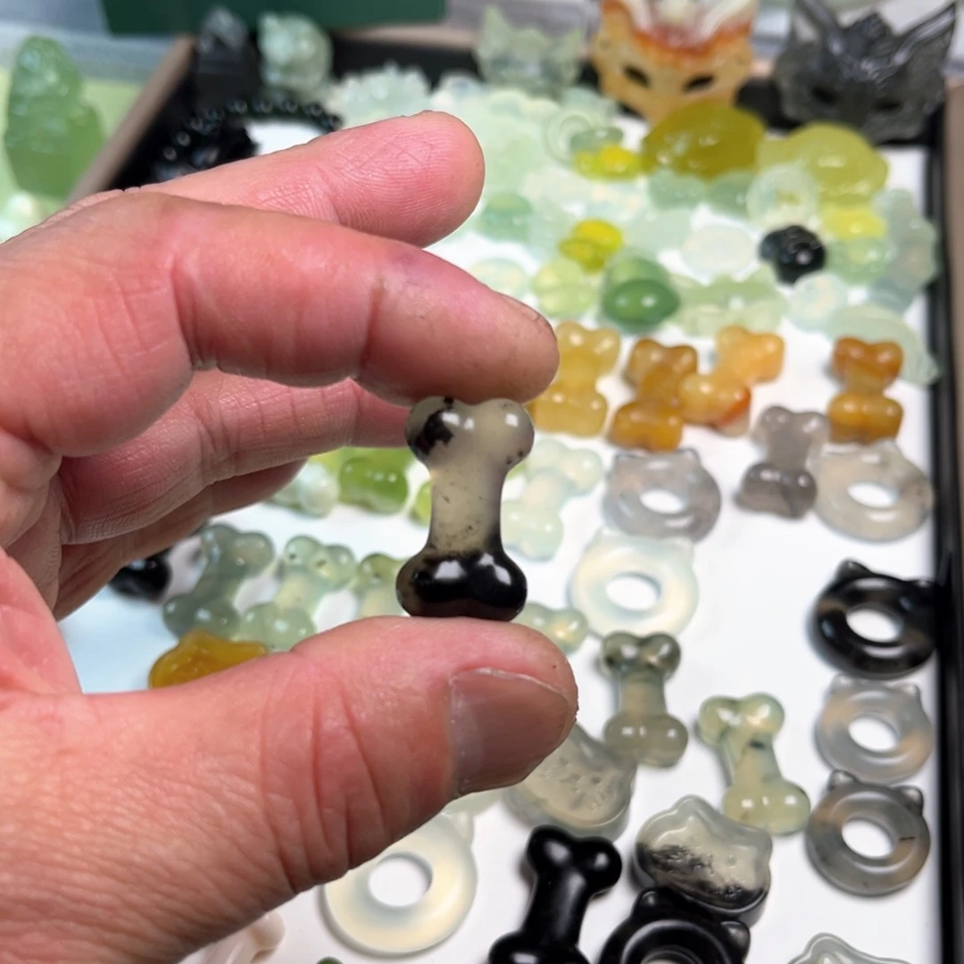 蛇纹石玉原石未镶嵌n***叽