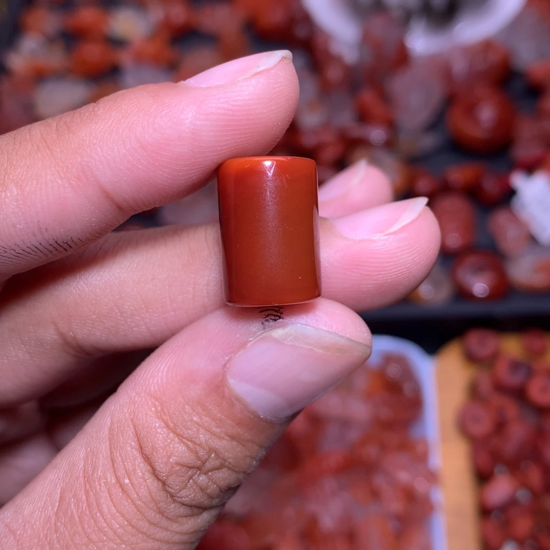 南红玛瑙未镶嵌珠宝半成品