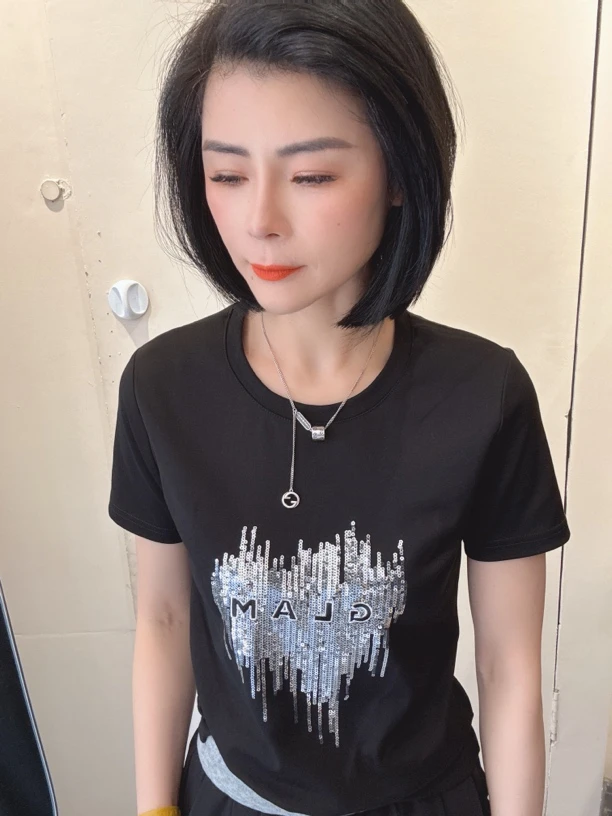 【娟子3】春款爱心亮片短袖T恤