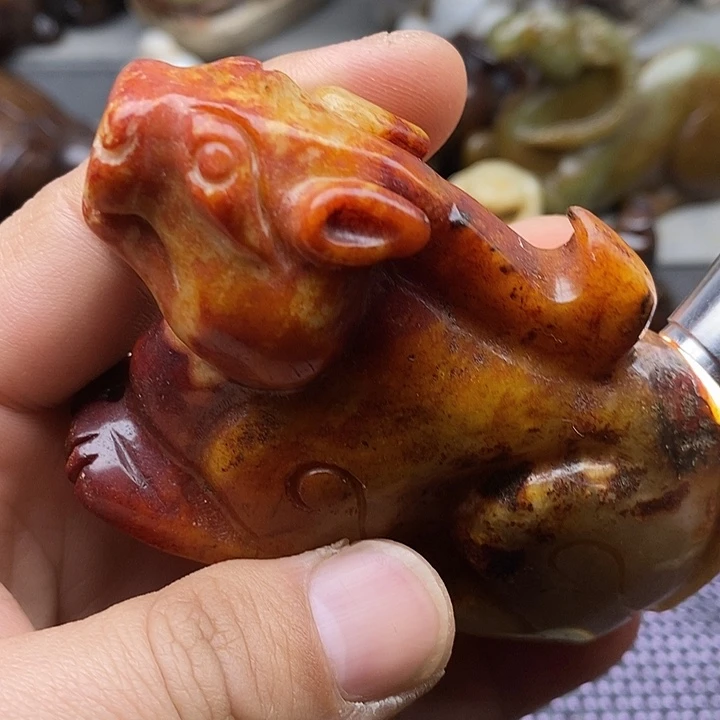 未镶嵌蛇纹石玉颈饰