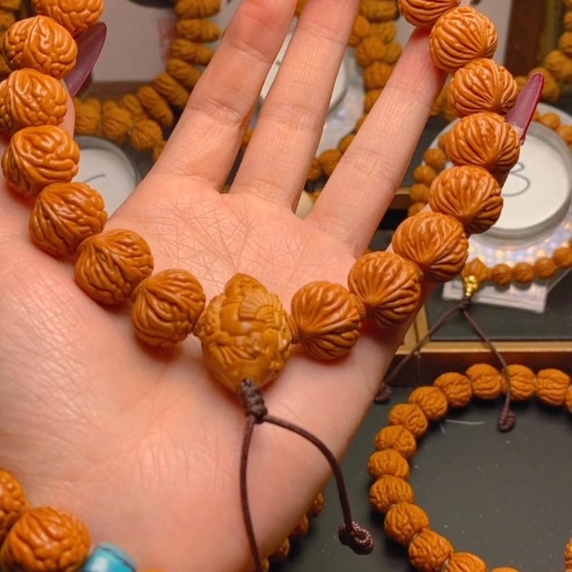 【闪购商品】桃核手串龙文桃核