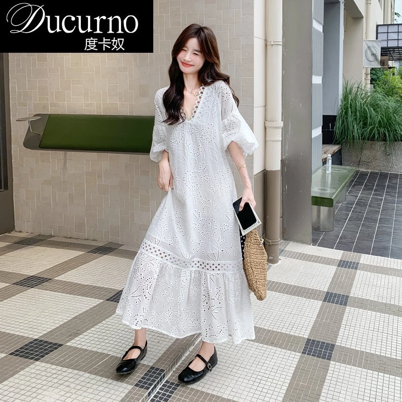 镂空刺绣白色连衣裙女装夏季新款气质法式裙子独特漂亮后妈裙长裙