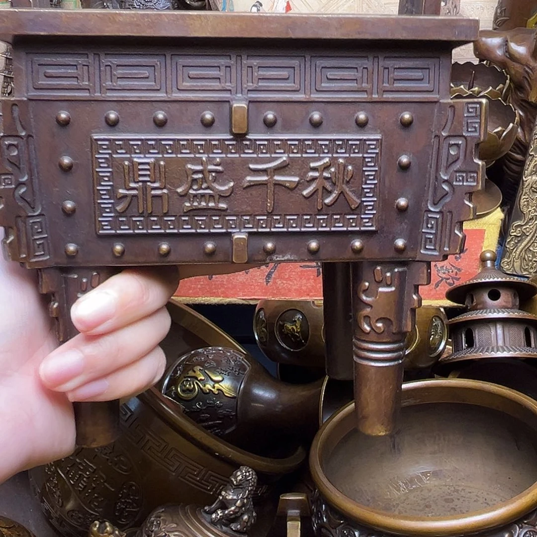 铜器摆件老王直播间
