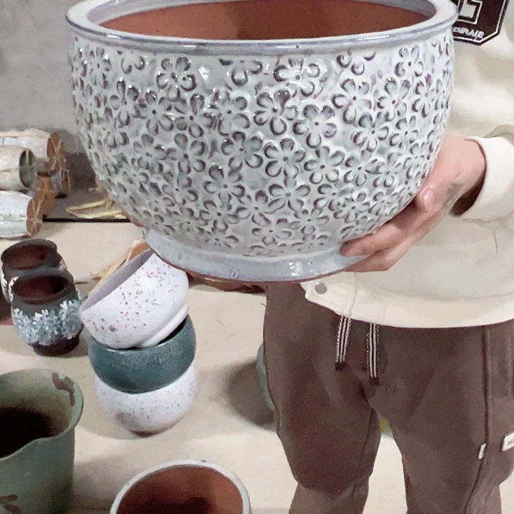 高度20厘米口30厘米