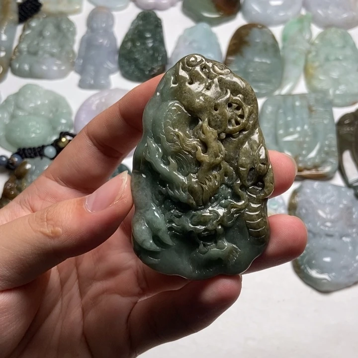 翡翠未镶嵌颈饰龙牌36