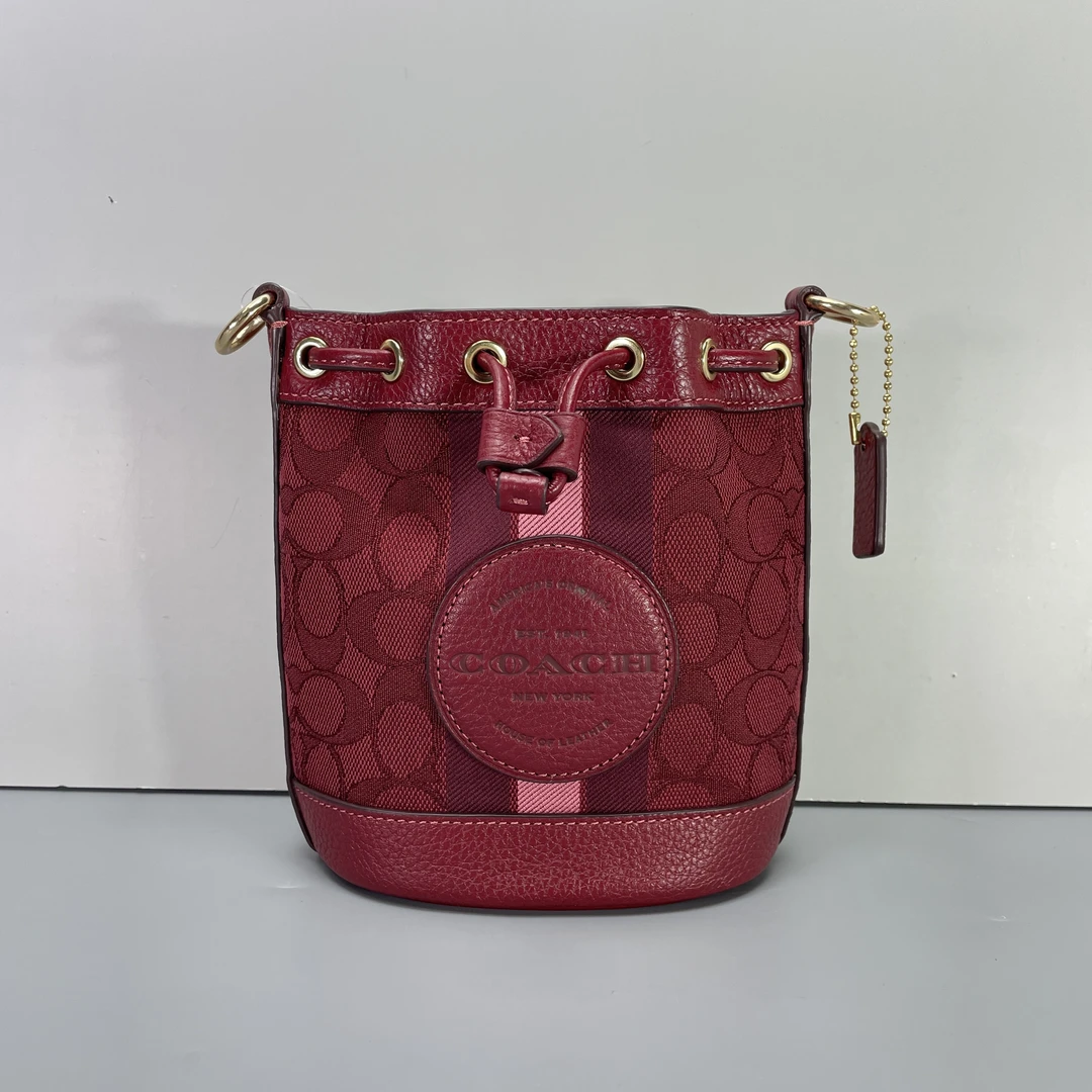 95新 COACH/蔻驰 小林dempsey红色织物迷你水桶包14*16*8 B061608