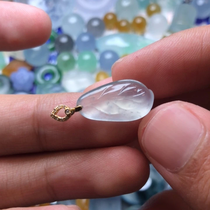 未镶嵌定制翡翠挂件