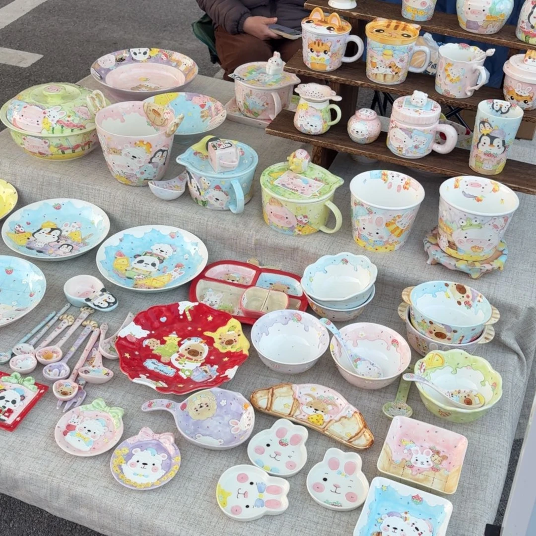 陶摆件陶瓷陶瓷摊位图陶瓷