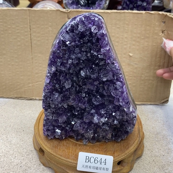 林***）大型摆件（非配饰）未镶嵌水晶