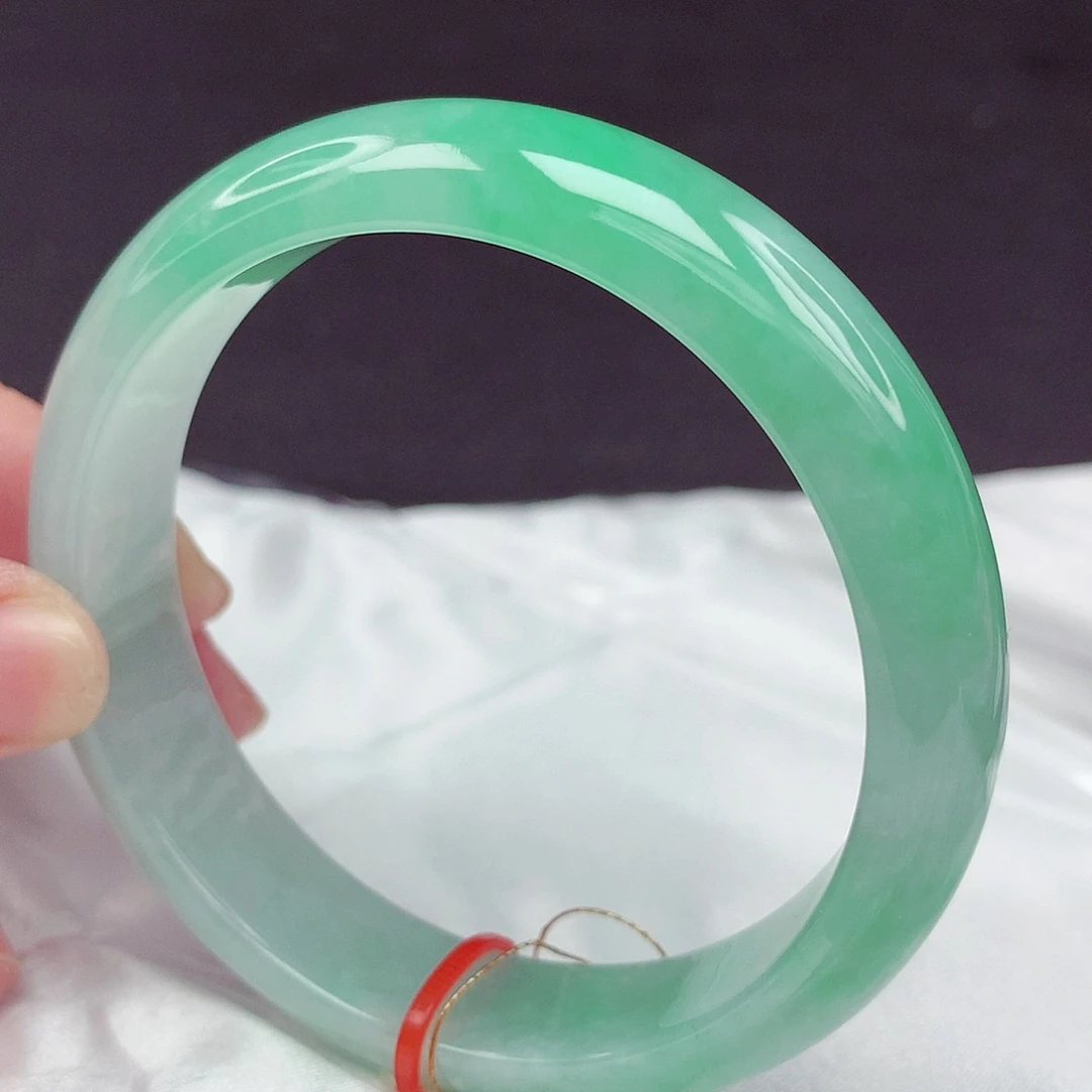 翡翠未镶嵌手镯57圈0917