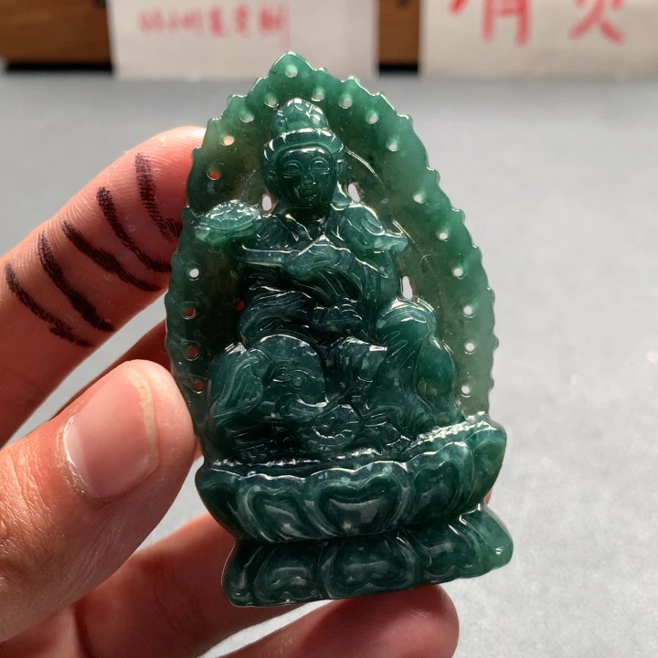 翡翠未镶嵌颈饰保真天然a货翡翠