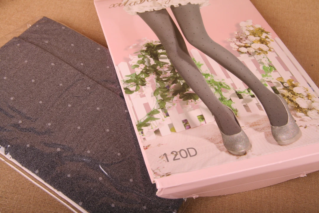 外贸日单品牌高弹力薄款裤袜