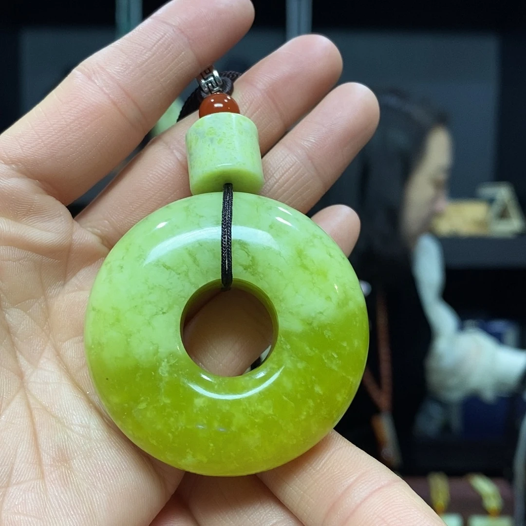 岫玉挂件吊坠未镶嵌
