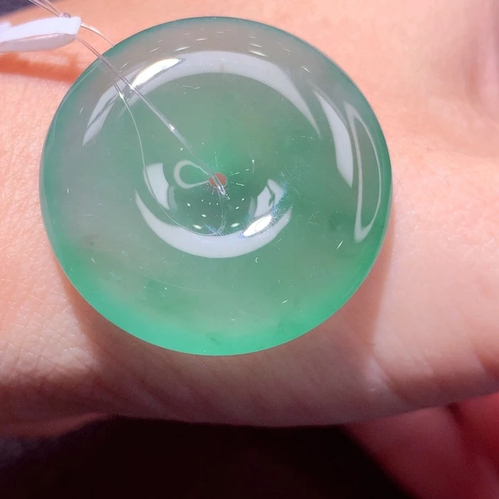 扣***间定制翡翠未镶嵌翡翠