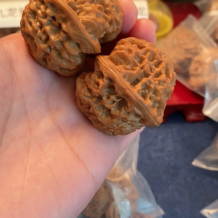 【闪购商品】文玩核桃吊坠不**觉野牛