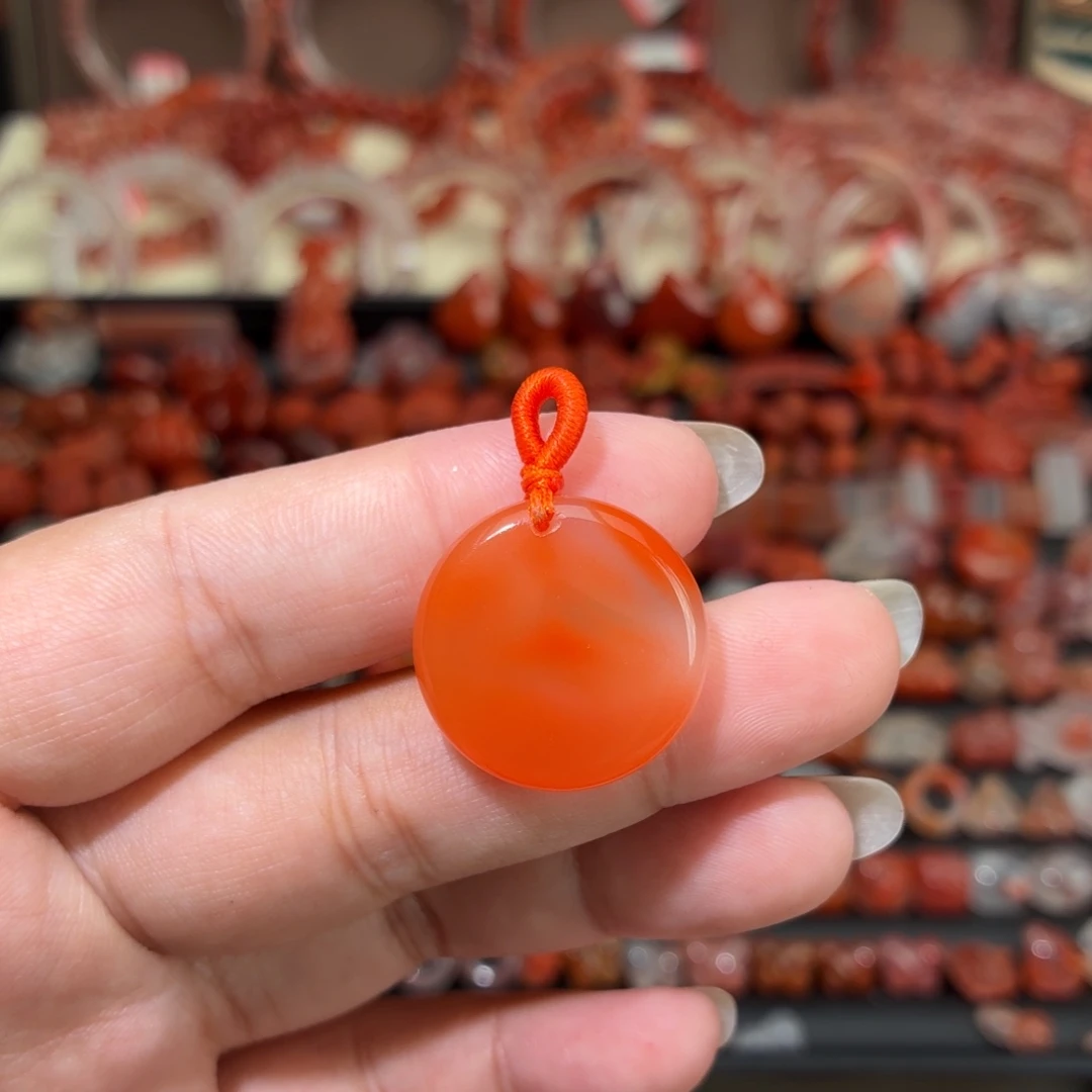 南红玛瑙未镶嵌颈饰圆牌
