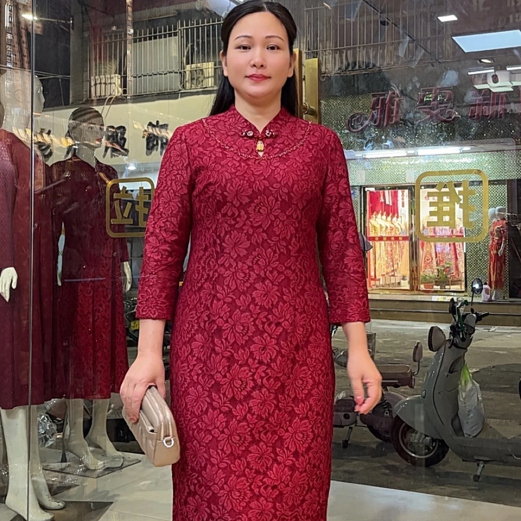 秋季酒红色蕾丝中式长袖优雅气质连衣裙适合婚宴
