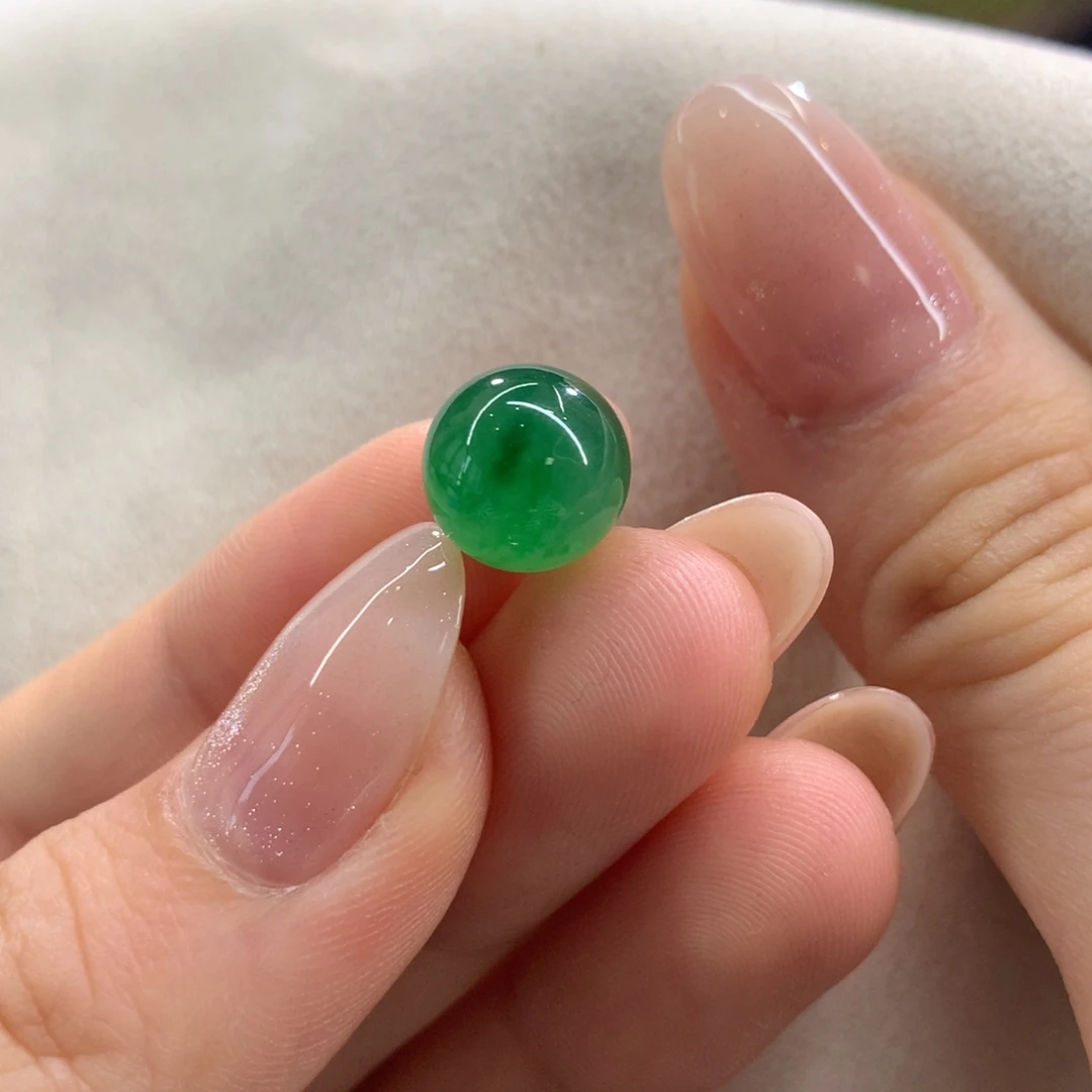 翡翠散珠冰绿卡10.1