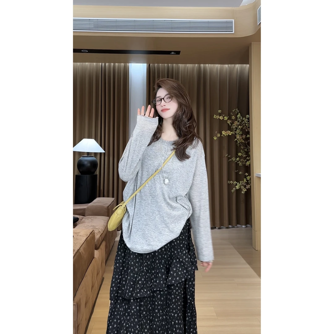 2025春款小众设计极简亲肤百搭亨利领针织衫 2503C983