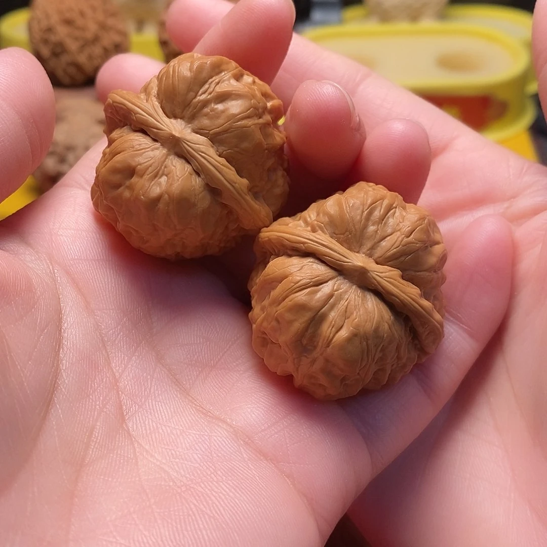 文玩核桃把件蛤蟆头