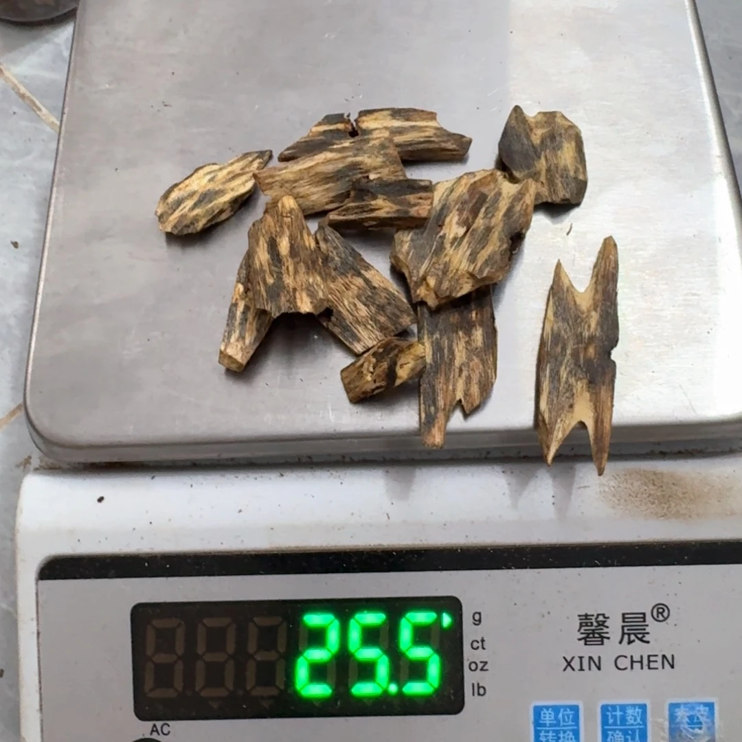 沉香碎屑沉香魔*文绿绮楠沉香