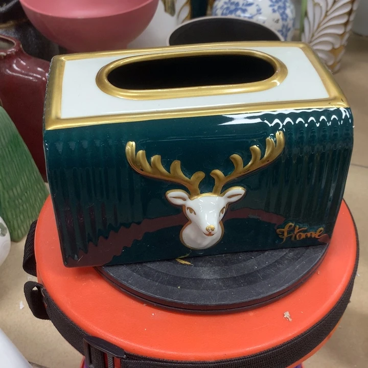 摆件陶瓷。。。。。。。