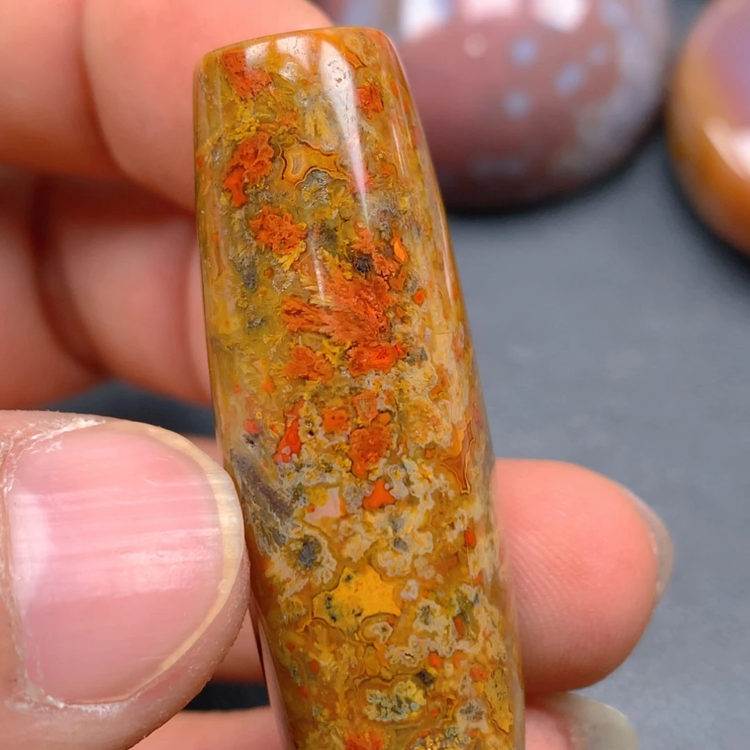 未镶嵌颈饰玛瑙/玉髓一**生