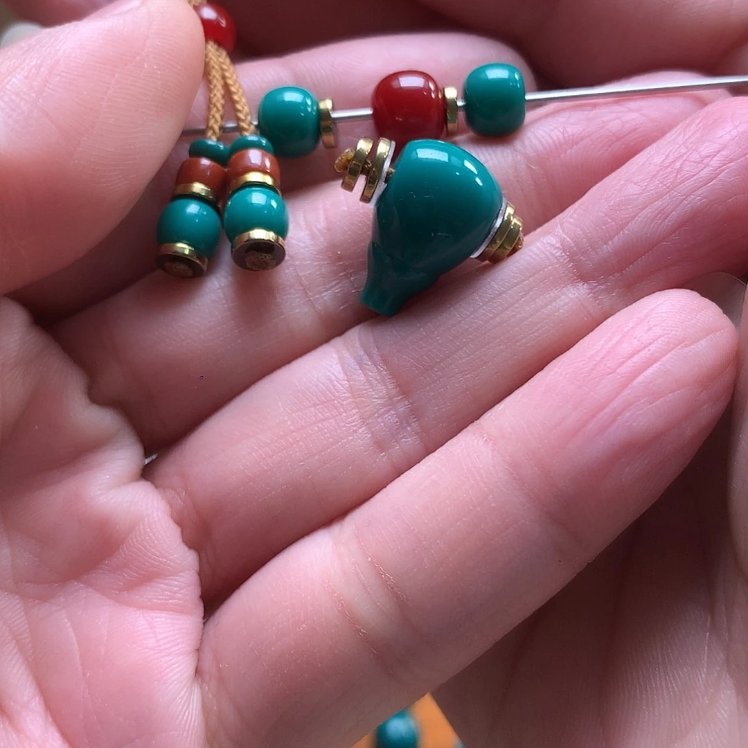 用***0琉璃颈饰果冻色7mm一套