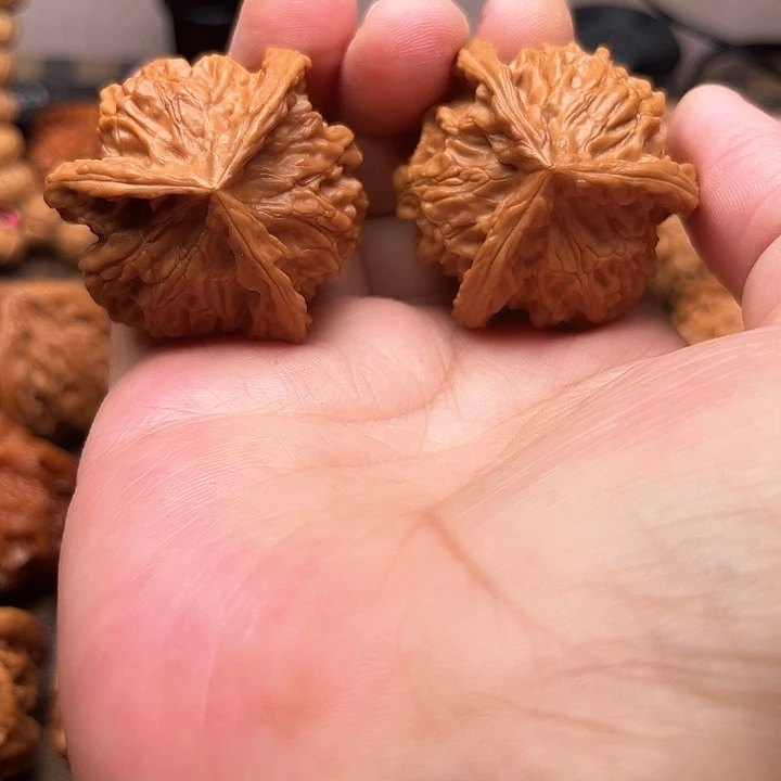 文玩核桃吊坠你们都在