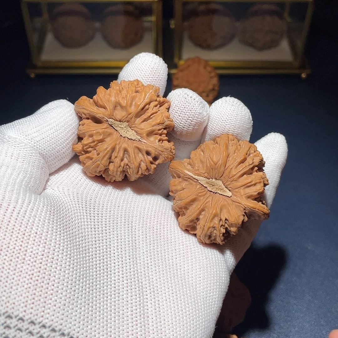 文玩核桃吊坠43密纹